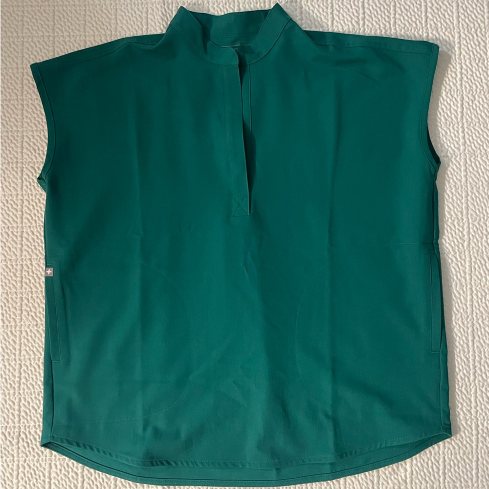 Figs Rafaela Size small green NEW